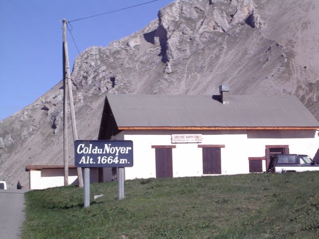 Arrivee au Col du Noyer.JPG